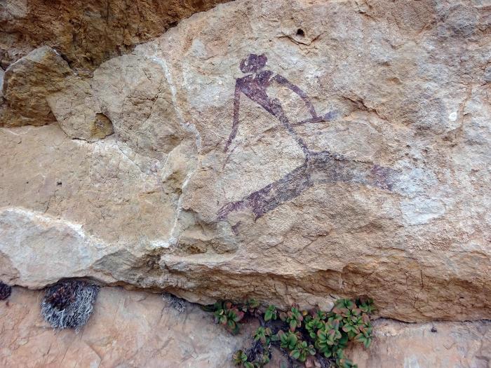 Pintura de un gran arquero lanzado a la carrera aparecida en La Hoz de la Vieja (Teruel)