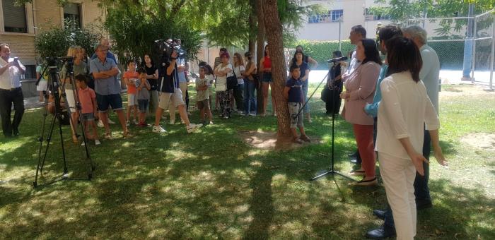 El Gobierno de Aragón ha dado esta mañana la bienvenida a los niños saharauis que pasarán en la Comunidad sus vacaciones