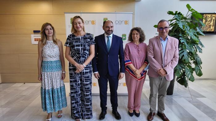 Marta Gastón en la jornada sobre economía social celebrada en Barbastro