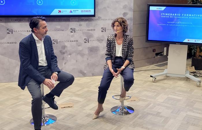 Francisco Querol (CARTV) y Elena Guinda (INAEM) durante la presentación del nuevo itinerario del CTA