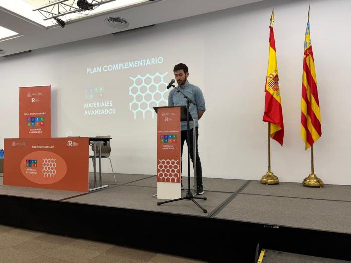 Ramón Guirado, durante un momento de su intervención en Gandía.