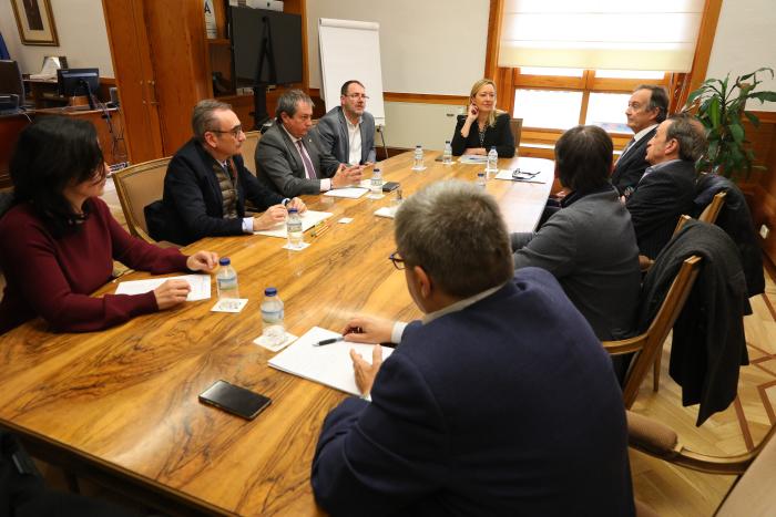 Reunión de Marta Gastón con los promotores de un nuevo proyecto empresarial