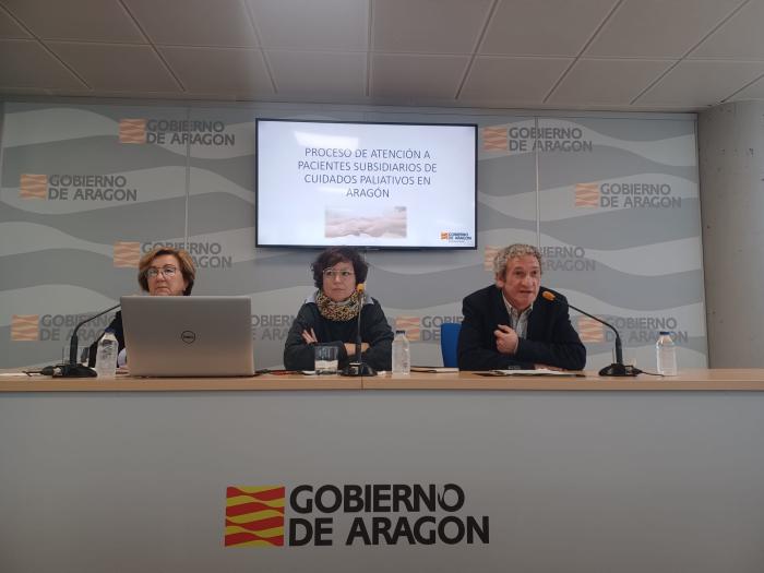Chaverri, Del Corral y Abad, en la rueda de prensa.