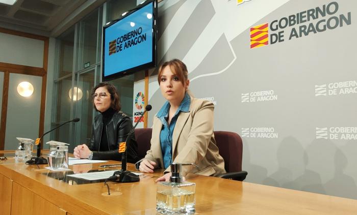 La consejera y la directora de AST han presentado el nuevo servicio.