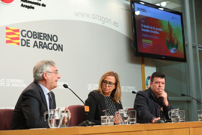 Presentación del foro ‘El desafío de los grandes incendios forestales. Impactos en el territorio’