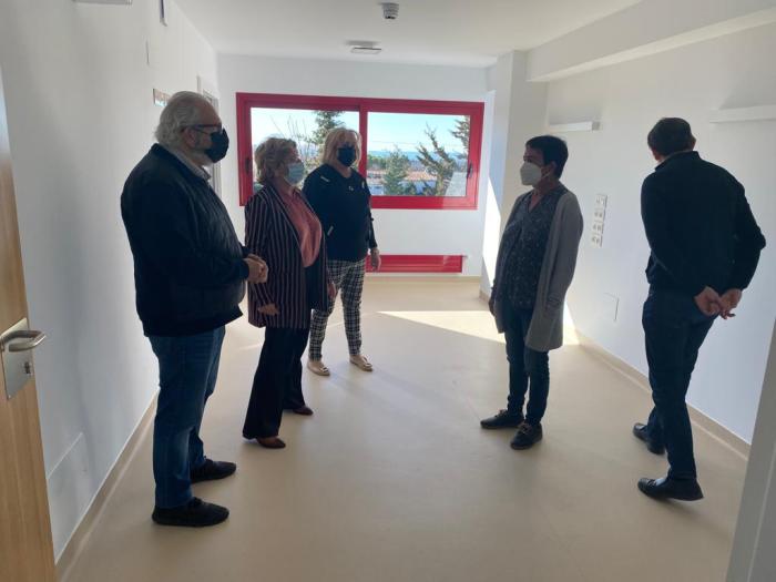 Broto visita las Unidades de Convivencia de Ciudad de Huesca