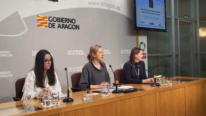 Presentación del informe sobre los retos del liderazgo femenino realizado por la Cátedra de Desarrollo Directivo Femenino