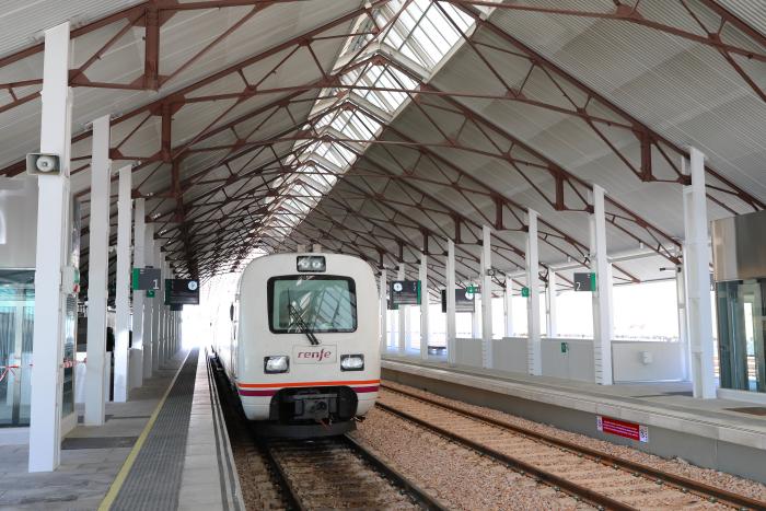 Visita a la obra ferroviaria en Canfranc