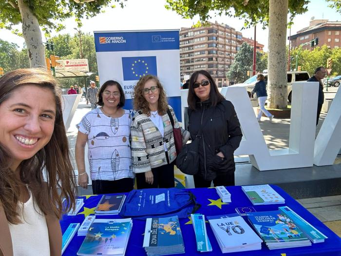 El equipo de Europe-Direct Aragón colaboró en la, organización del acto.