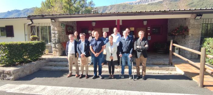 Susín ha visitado hoy el centro El Remós y ha conocido el día a día laboral de algunos residentes