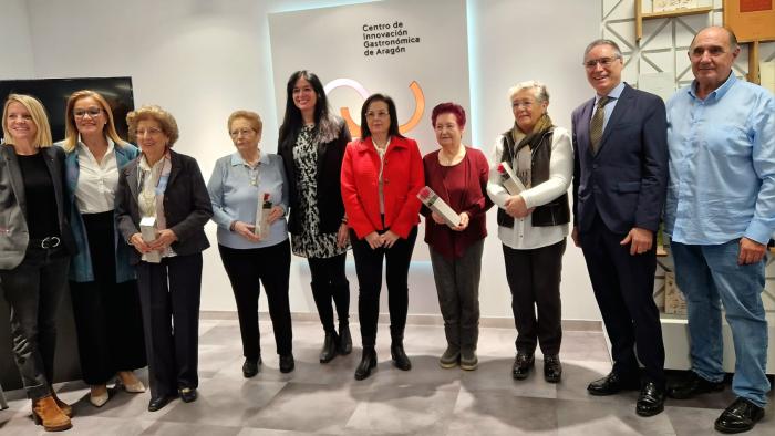 Homenaje del departamento de Agricultura, Ganadería y Alimentación  a cuatro mujeres pioneras de la gastronomía