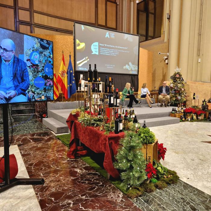 Productores y profesionales de la gastronomía han participado en el Foro Conversa sobre el futuro de los Alimentos Nobles de Aragón