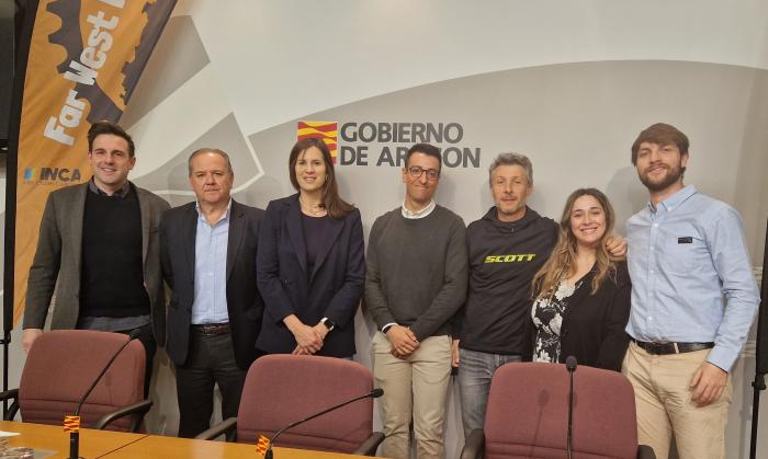 Presentación de la Far West de Calatayud en el Pignatelli.