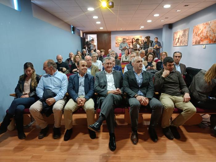 Blasco ha asistido a la presentación del plan de sostenibilidad turística del Valle del Aragón junto a los representantes institucionales de la zona.