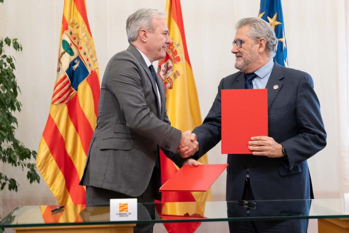 El presidente firma un acuerdo con la Universidad de Zaragoza para el incremento de plazas de nuevo ingreso en Ingeniería Informática