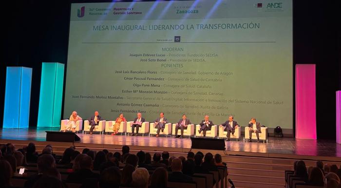 Consejeros de 8 comunidades autónomas han participado en la mesa inaugural del congreso.