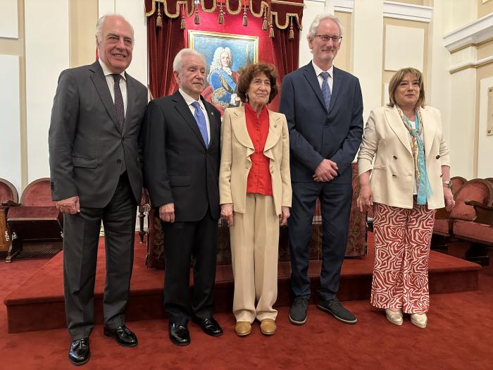 El acto se ha celebrado en la Real Academia de la Historia en Madrid.