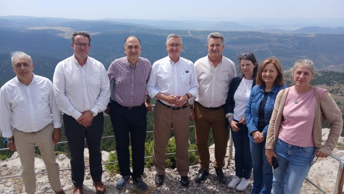 Imagen del artículo Aragón y la Comunidad Valenciana estrechan lazos en prevención y vigilancia de incendios forestales