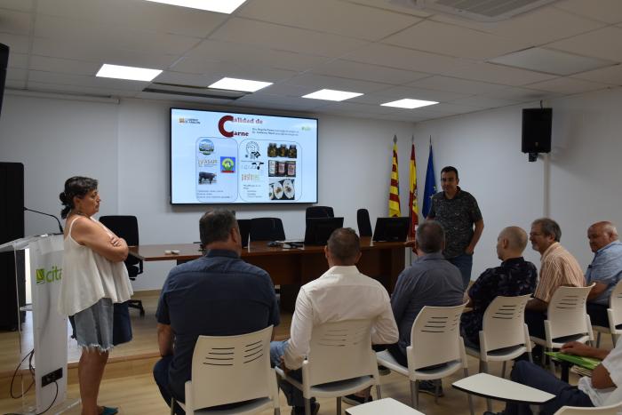 Guillermo Ripoll y Begoña Panea presentan
