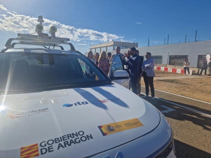 El coche autónomo desarrollado permitirá poner a prueba tecnologías relacionadas con el vehículo autónomo conectado y la puesta en marcha de sistemas para la asistencia a la conducción.
