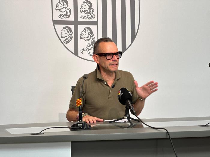 El director general de Cultura, Pedro Olloqui, en rueda de prensa este lunes en el Edificio Pignatelli.