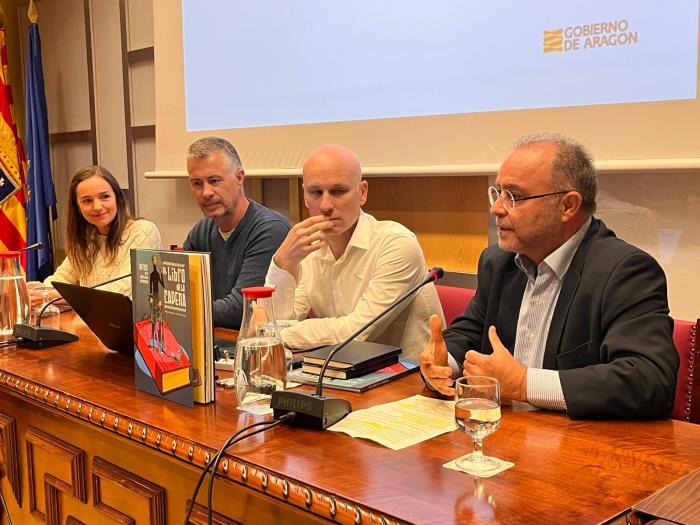 Presentación del cómic del "Libro de la cadena"