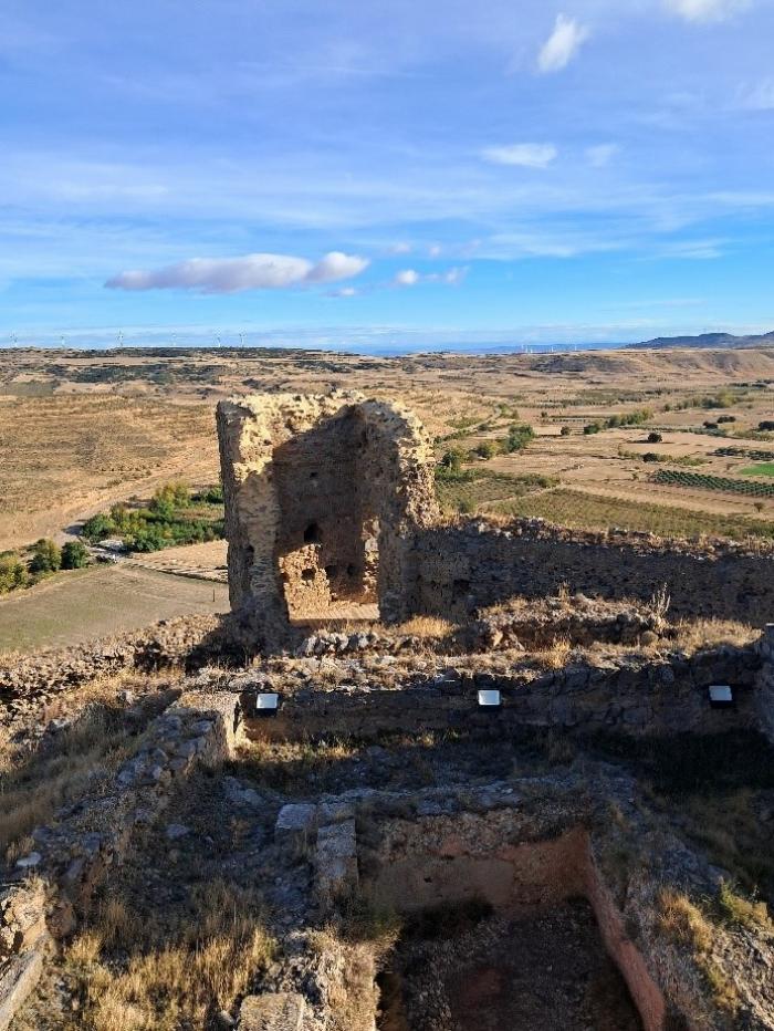 Interior de la torre 3 de acceso al castillo de Trasmoz.