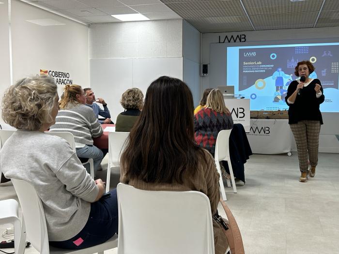 Asistentes al SeniorLAB