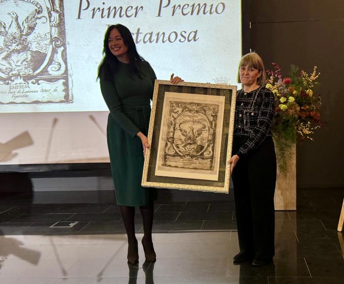 Entrega del Premio Lastanosa a María José Arbués.