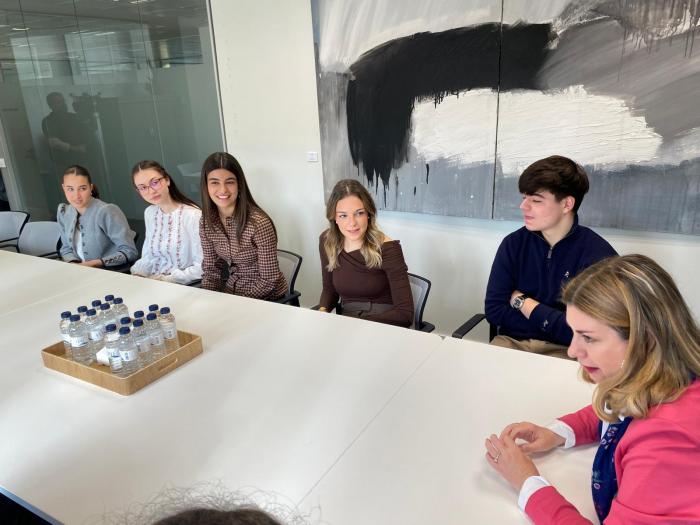 WhatsApp Image 2025-12-02 at 12.52.00