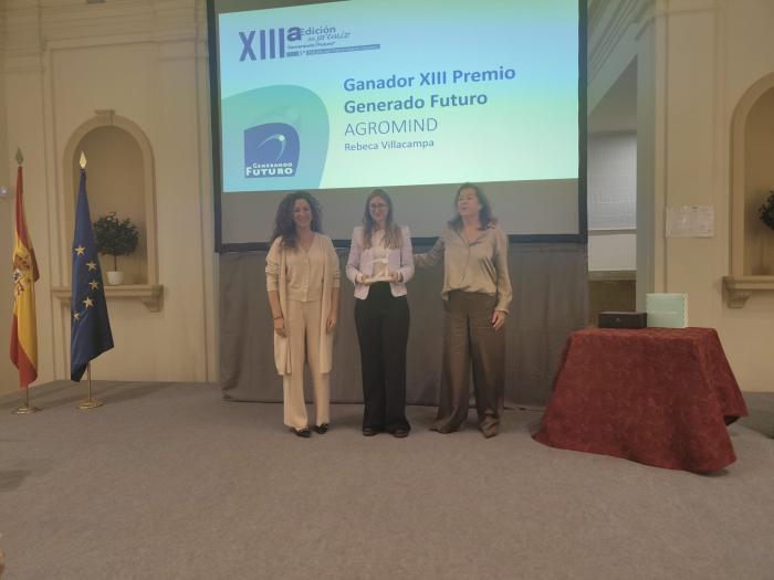 Entrega del premio "Generando futuro" a AgroMind