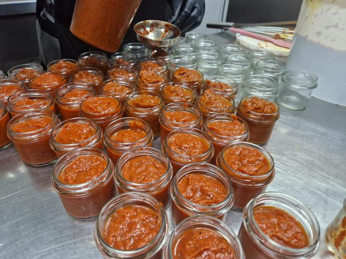 A través de su marca propia Mi Olivo, la iniciativa apuesta por la valorización de productos autóctonos.