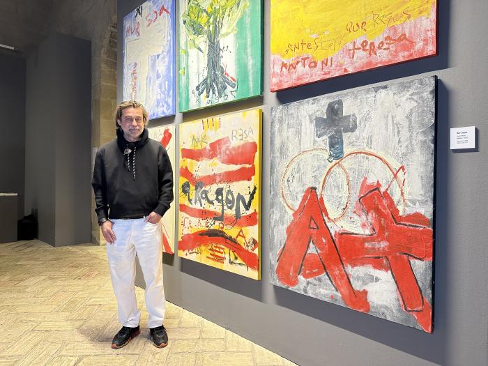 Presentación de la exposición ‘Antonio Teresa Aragón’, de Jordi Mollà, en el Museo de Huesca.