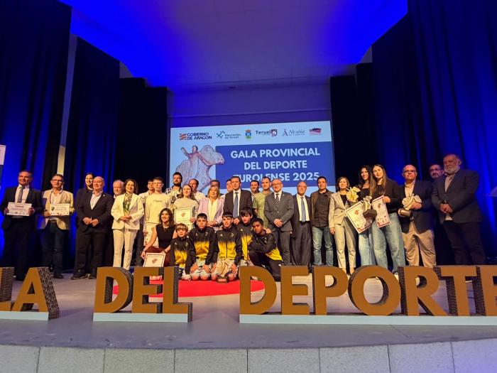 Autoridades y premiados en la Gala Provincial del Deporte Turolense.