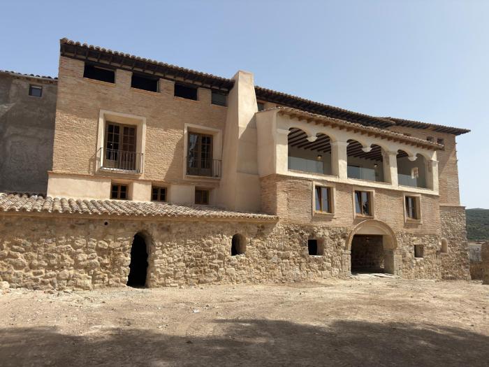 Palacio de los Barones de Valdeolivos en Fonz.
