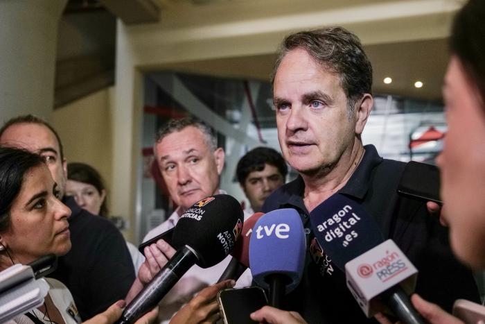 Bermúdez de Castro atiende a los medios tras la reunión del CECOPI este viernes por la mañana en la Sala de Crisis del 112.