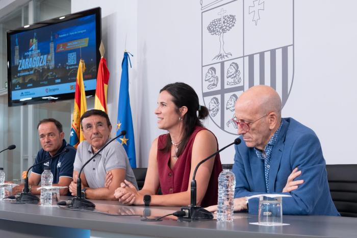 Presentación del I Tour Nacional de Hyatlón
