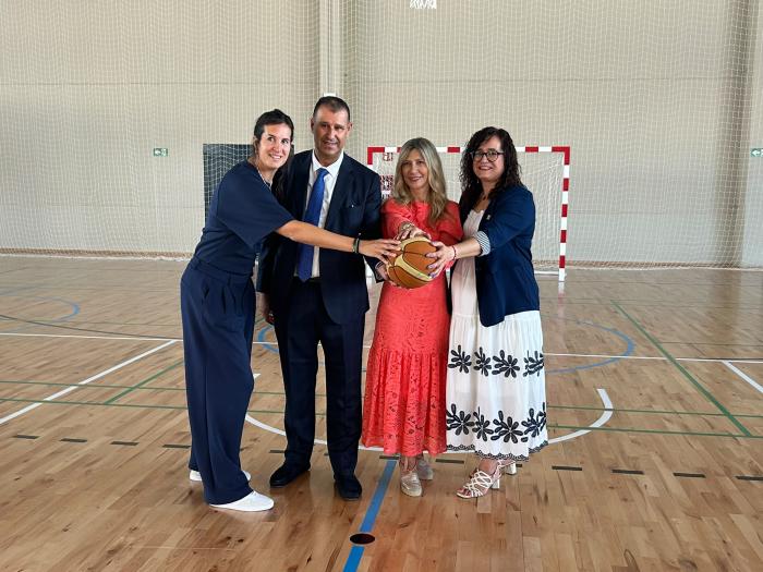 Inauguración del nuevo pabellón deportivo en el Complejo Municipal El Segalar de Binéfar.