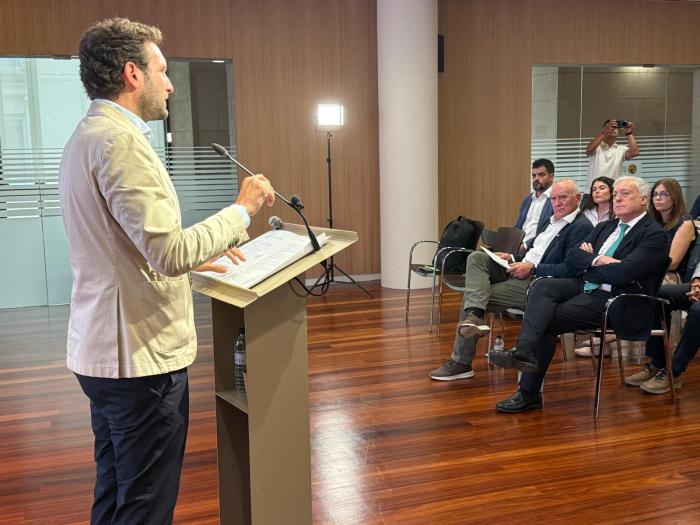 Acto de presentación del Plan de Actuaciones Preferentes en Carreteras de Huesca.