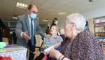 El presidente de Aragón visita la residencia del IASS Elías Martínez