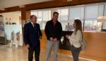 José Luis Castán, primero por la izquierda, con presidente de la comarca Gúdar Javalambre José Luis Alvir y la alcaldesa de Linares, Yolanda Sevilla.