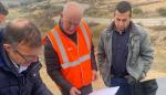 Miguel Ángel Arminio supervisa sobre plano la A-1411 con la carretera de fondo..