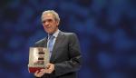 César Alierta recibe el Premio a la Excelencia Empresarial en Aragón 2012