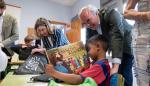 El presidente Azcón visita la escuela de El Pueyo de Santa Cruz