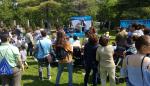 Los jardines del Edificio Pignatelli se llenan de ciudadanos para celebrar el Día de las Familias