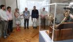 Lambán inaugura en Broto la exposición "La guerra pirenaica, de los bombardeos a la reconstrucción en Broto y Sobrarbe"