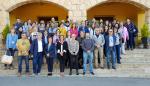 Un centenar de profesionales de los centros de servicios sociales municipales y comarcales analizan la evolución de su sector en Orihuela del Tremedal