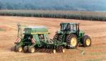 Los agricultores aragoneses que se prejubilan podrán seguir percibiendo una ayuda pasados los 65 años 