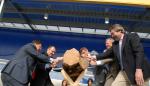 El consejero de Industria, Comercio y Turismo del Gobierno de Aragón, Arturo Aliaga, ha asistido hoy a la apertura de las instalaciones de IKEA en Zaragoza