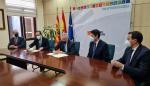 El Gobierno de Aragón y Endesa firman un convenio de colaboración para la protección de la avifauna